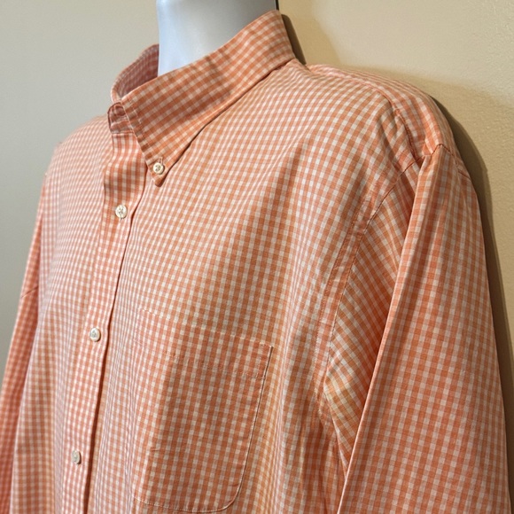 Lands' End Men's Peach Checkered Button Down Shirt - Picture 3 of 10